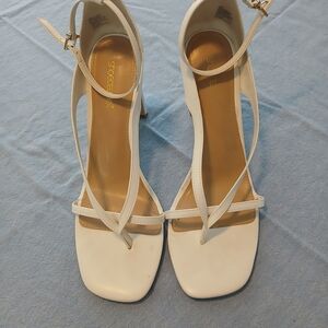 Shoe Dazzle White Strappy Heels